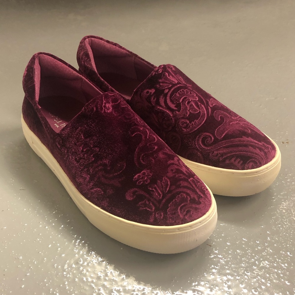 Burgundy Velvet Jslides